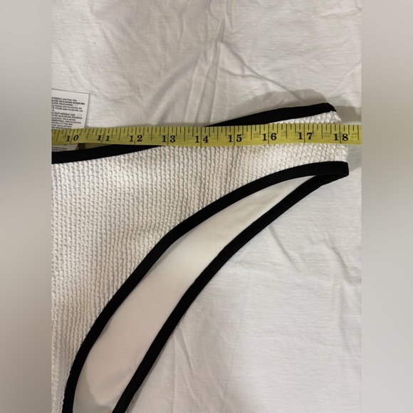 H&M Bikini Bottom Size XL - Picture 4 of 5